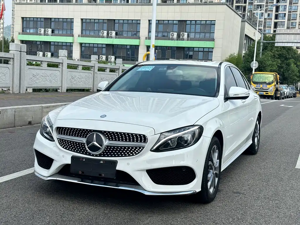Mercedes-Benz C-Class 2017