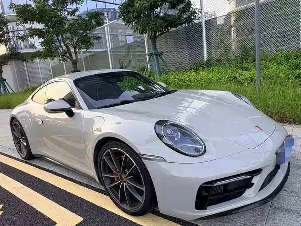 Porsche 911 2022