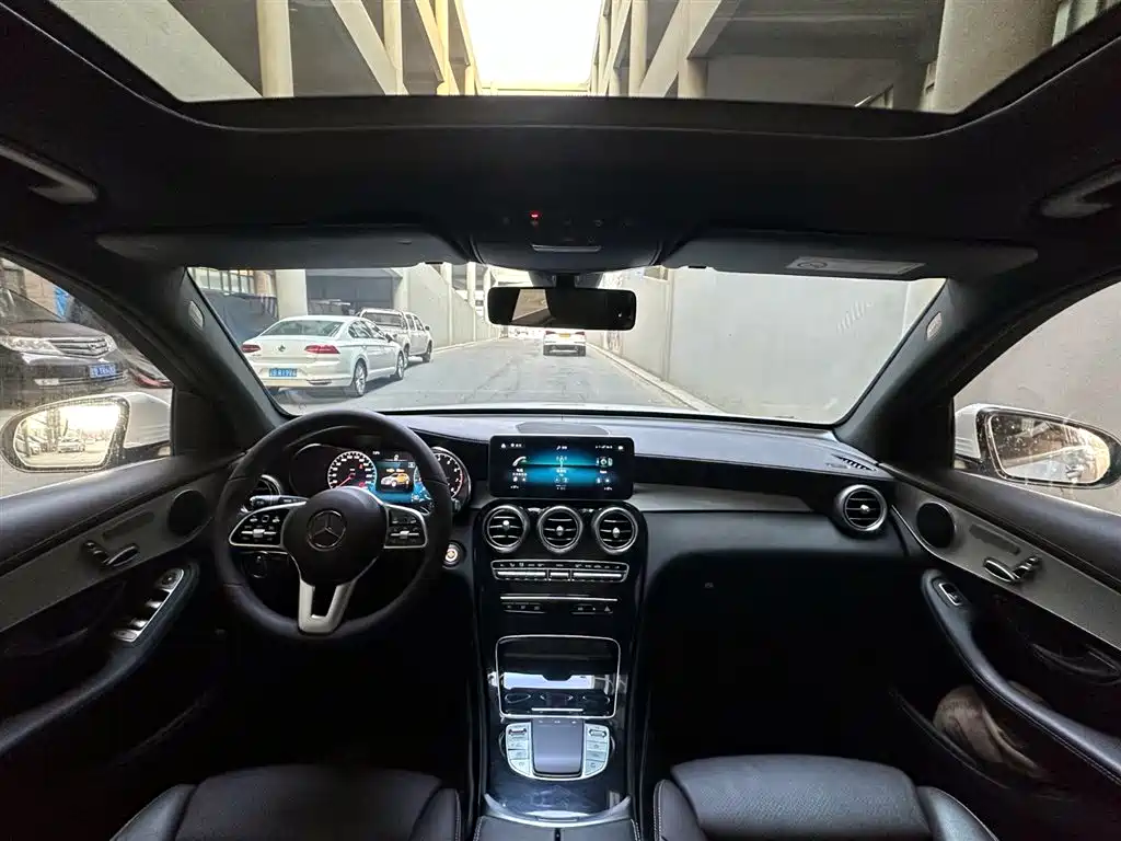 Mercedes-Benz GLC 2021 — фото 11