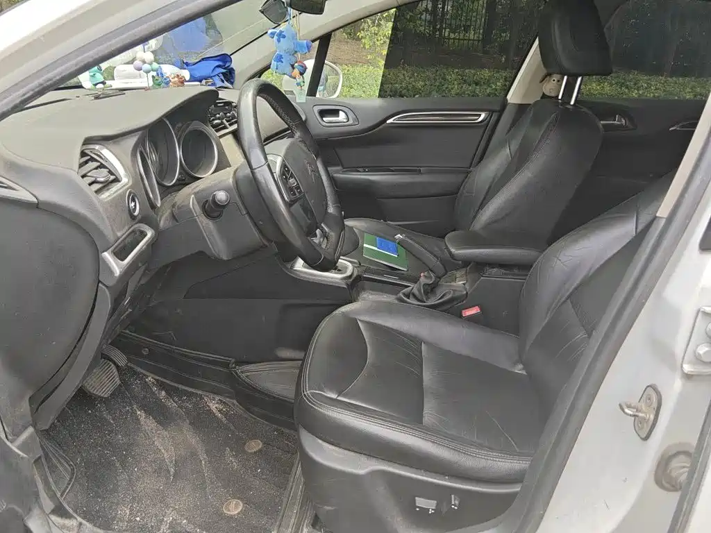 Citroën C4L 2016 — фото 16