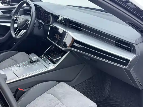 Audi A6L 2024