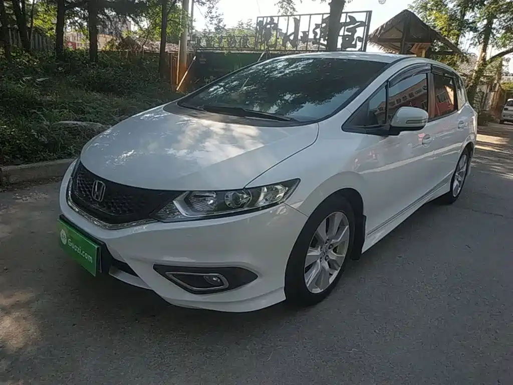Honda Jade 2015 — фото 1