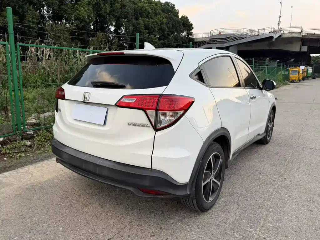 Honda Vezel 2020 — фото 13