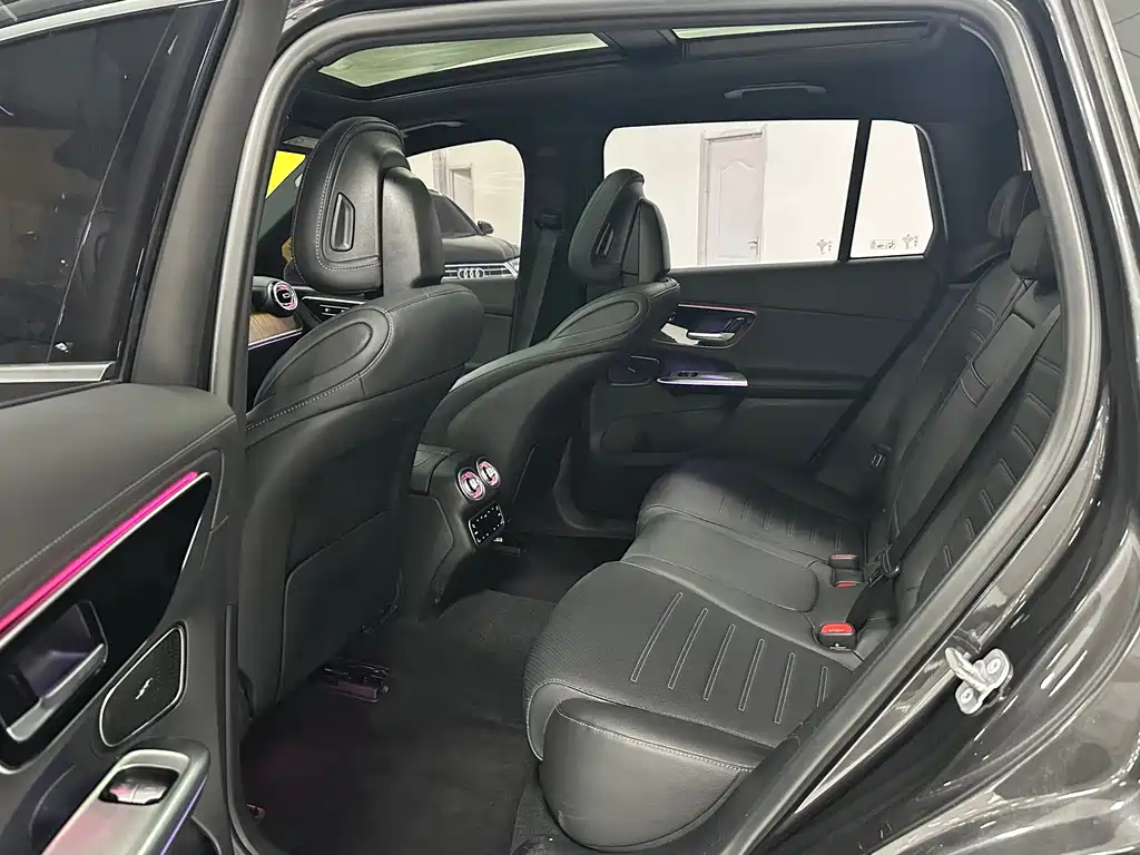Mercedes-Benz GLC 2024
