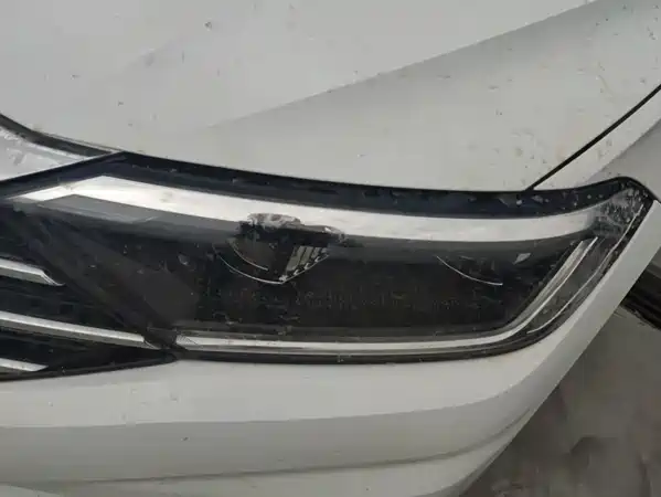 Volkswagen Sagitar 2021
