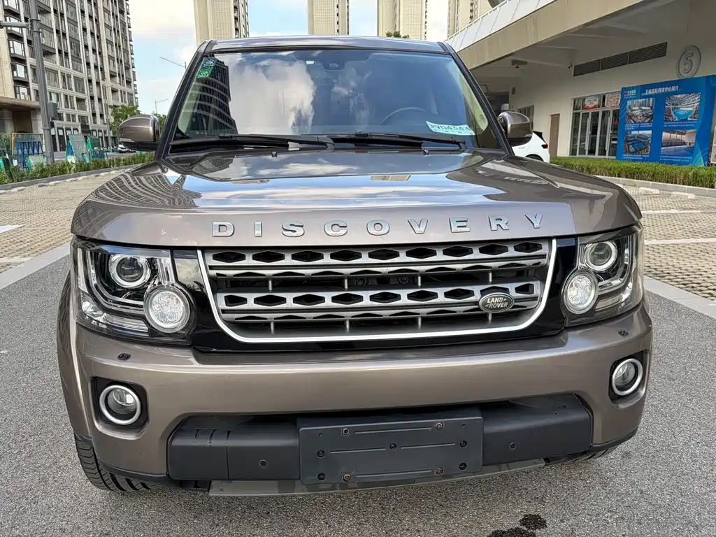 Land Rover Discovery 2016 — фото 10