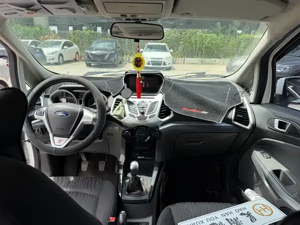 Ford EcoSport 2013