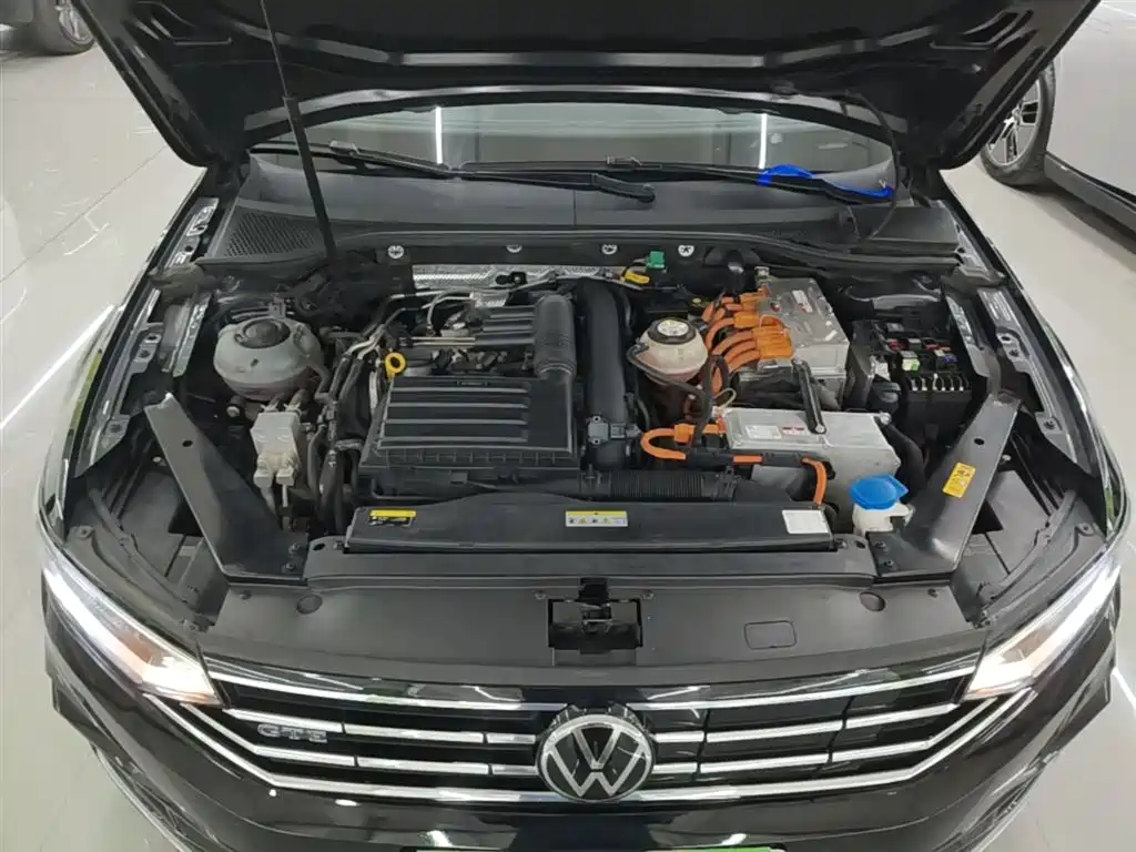 Volkswagen Magotan GTE PHEV 2022 — фото 20