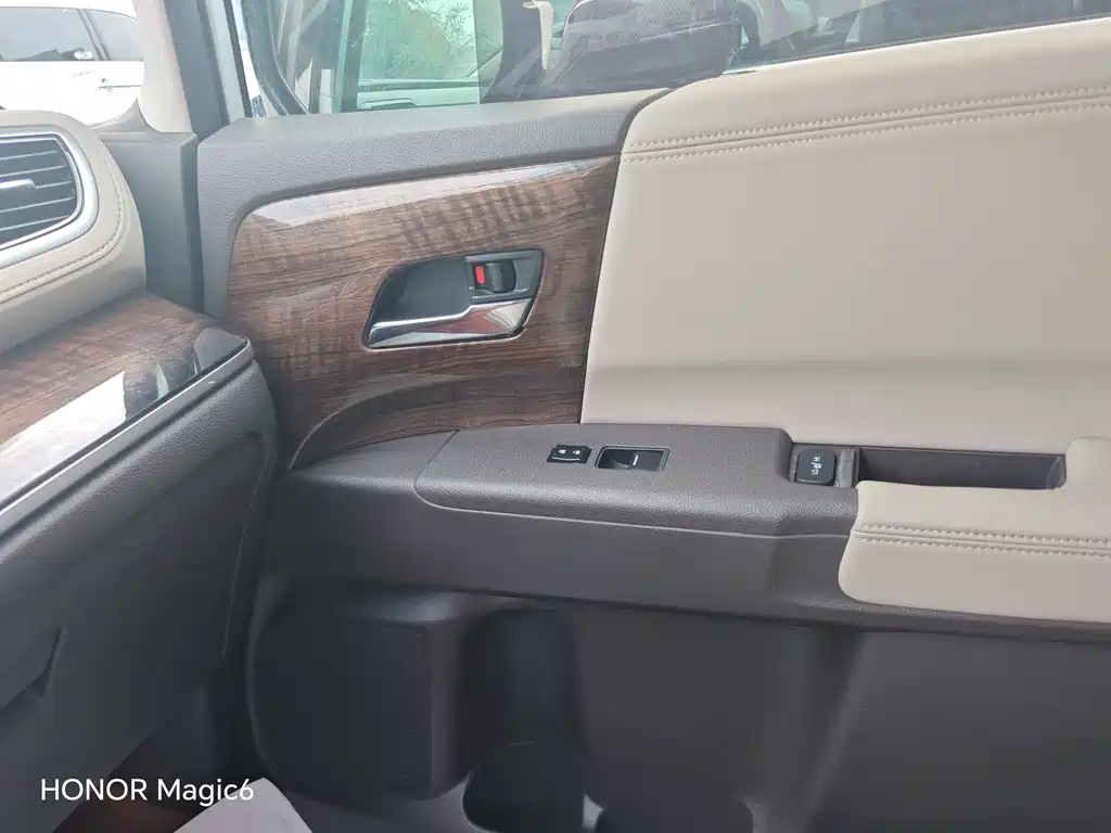 Honda Odyssey 2016 — фото 10