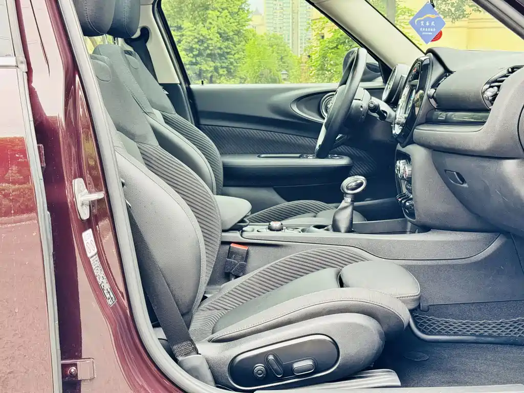 MINI Clubman 2018 — фото 13