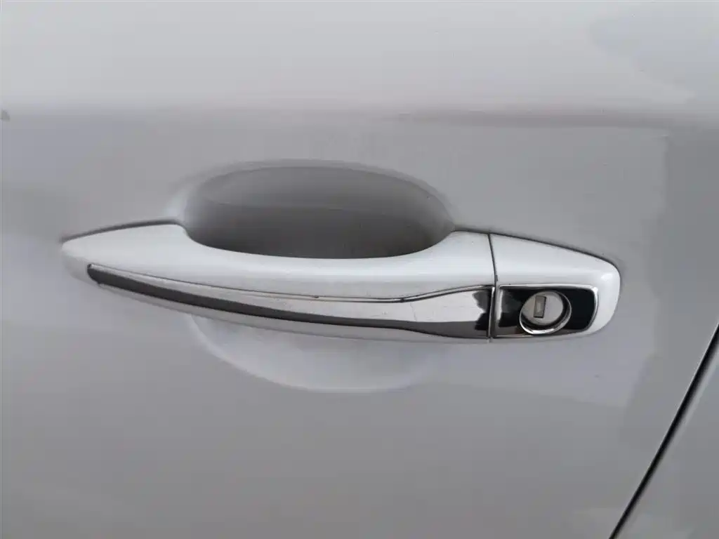 Citroen C4 2017 — фото 18