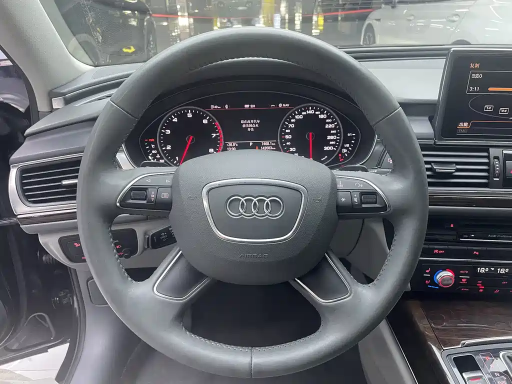 Audi A6L 2014 — фото 14