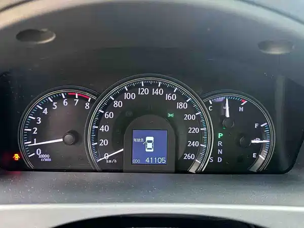 Toyota Crown 2012