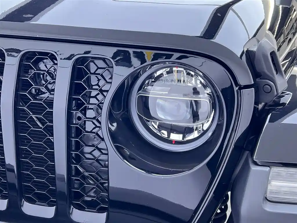 Jeep Wrangler PHEV 2023 — фото 12