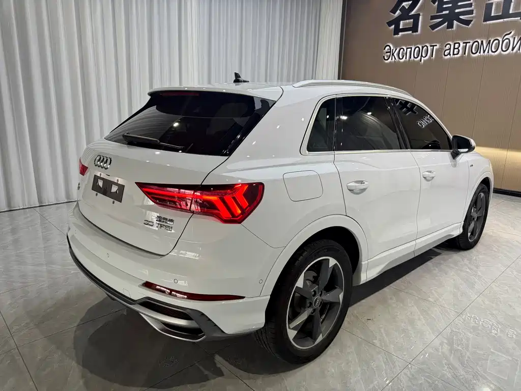 Audi Q3 2023 — фото 4