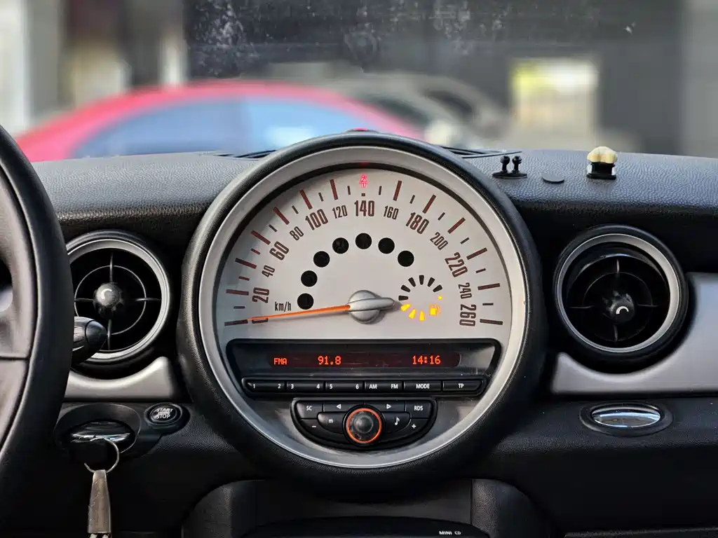 MINI Clubman 2012 — фото 14