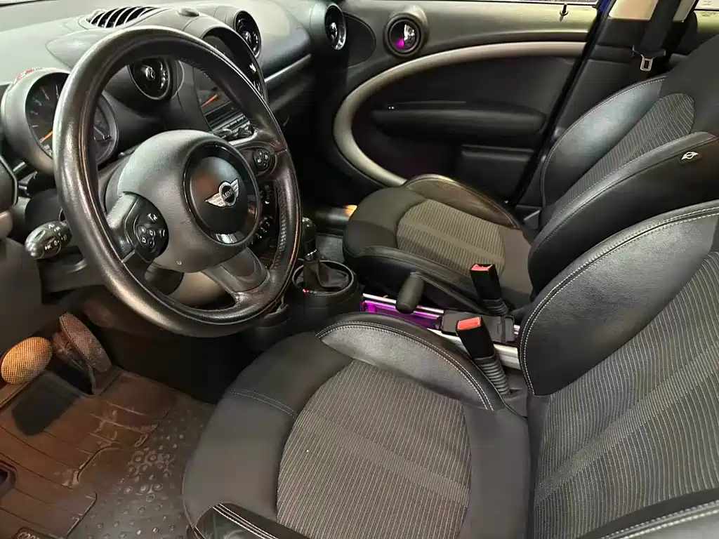 MINI Countryman 2015