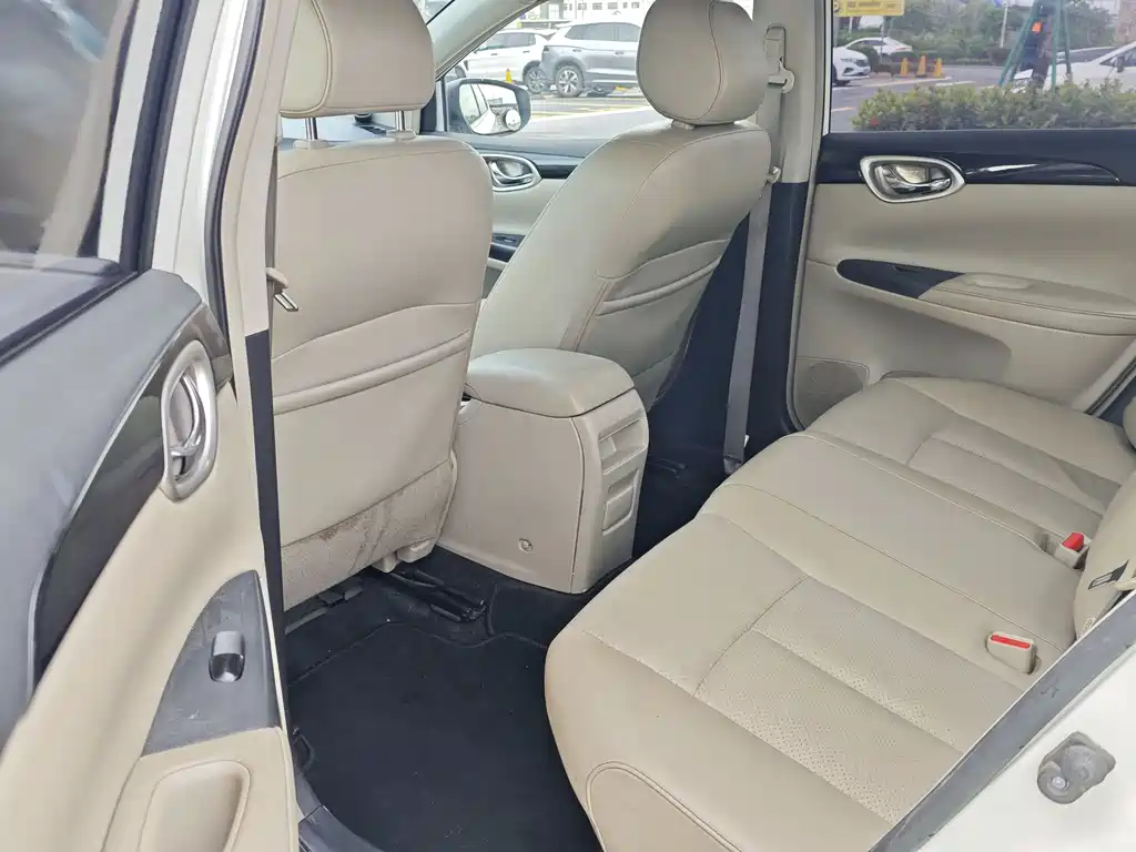 Nissan Sylphy 2017 — фото 13