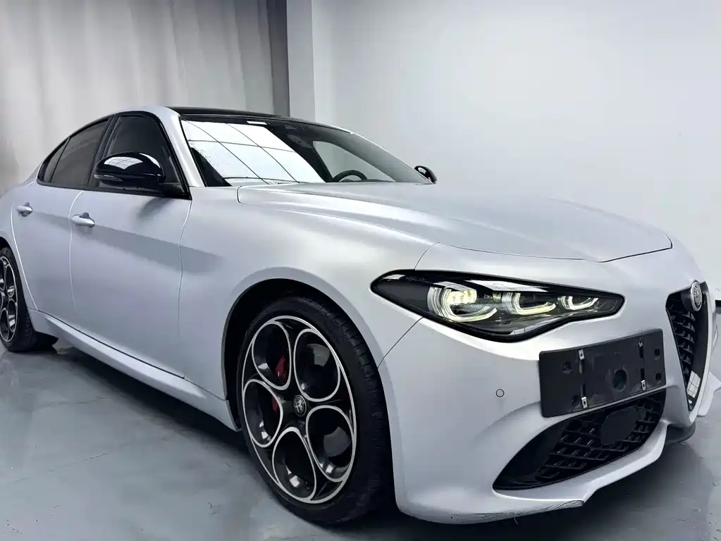 Alfa Romeo Giulia Juliet 2023 — фото 2