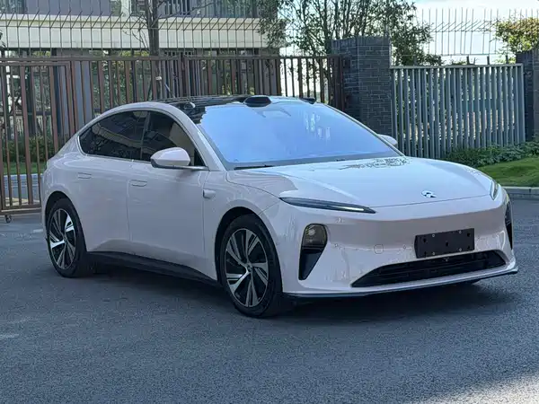 NIO ET5 2024