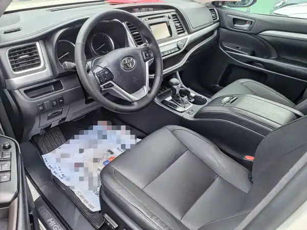 Toyota Highlander 2018