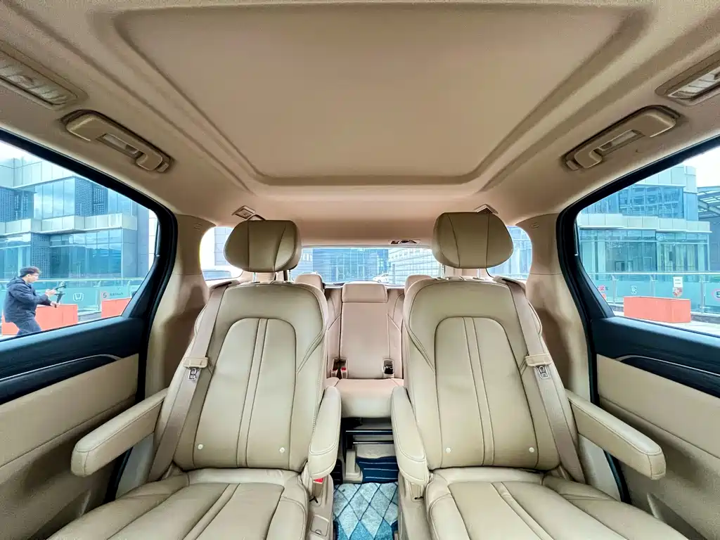 Buick GL8 2021 — фото 14