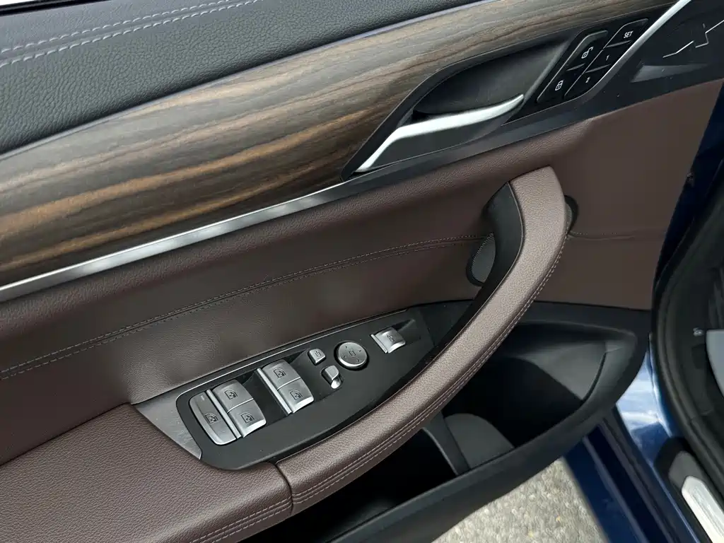 BMW X3 2020 — фото 13