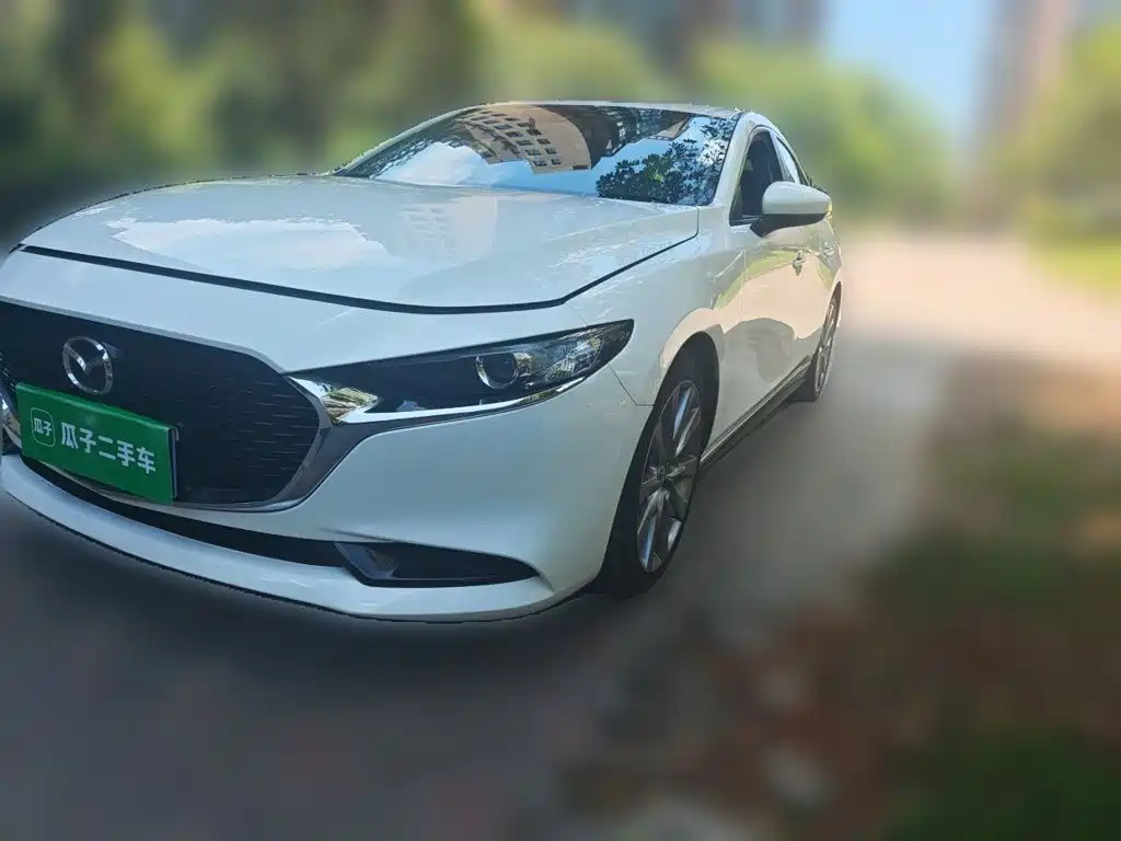 Mazda 3 Axela 2022