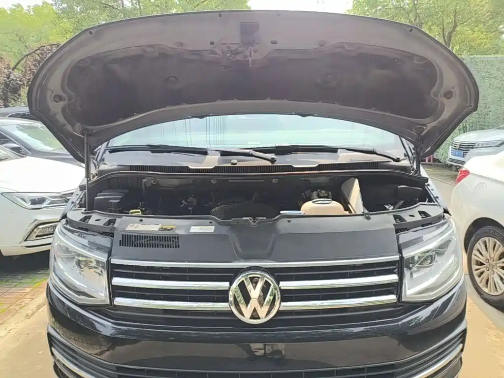 Volkswagen Multivan 2019 — фото 20