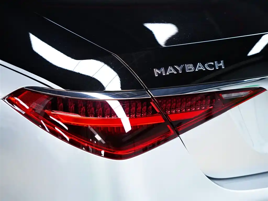 Mercedes-Benz S-Class 2025