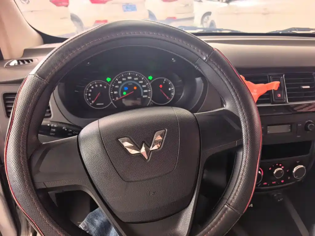Wuling Rongguang V 2018 — фото 11