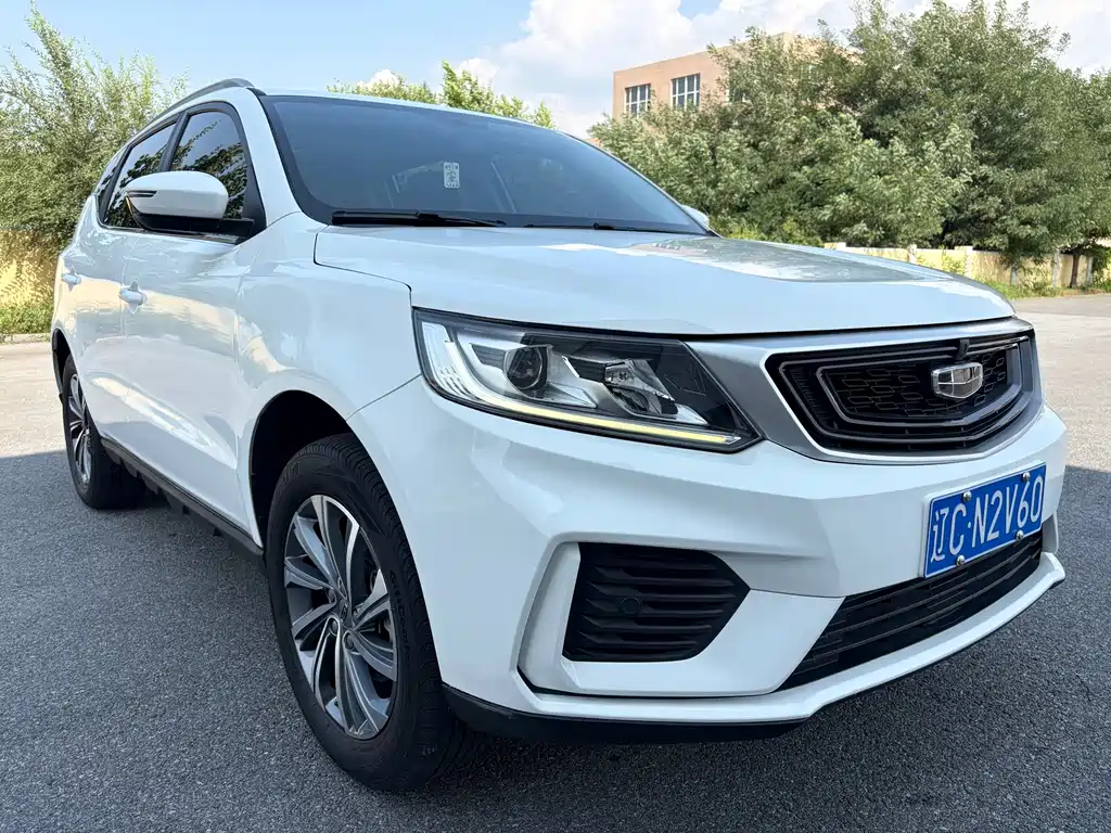 Geely Vision X6 2021 — фото 3