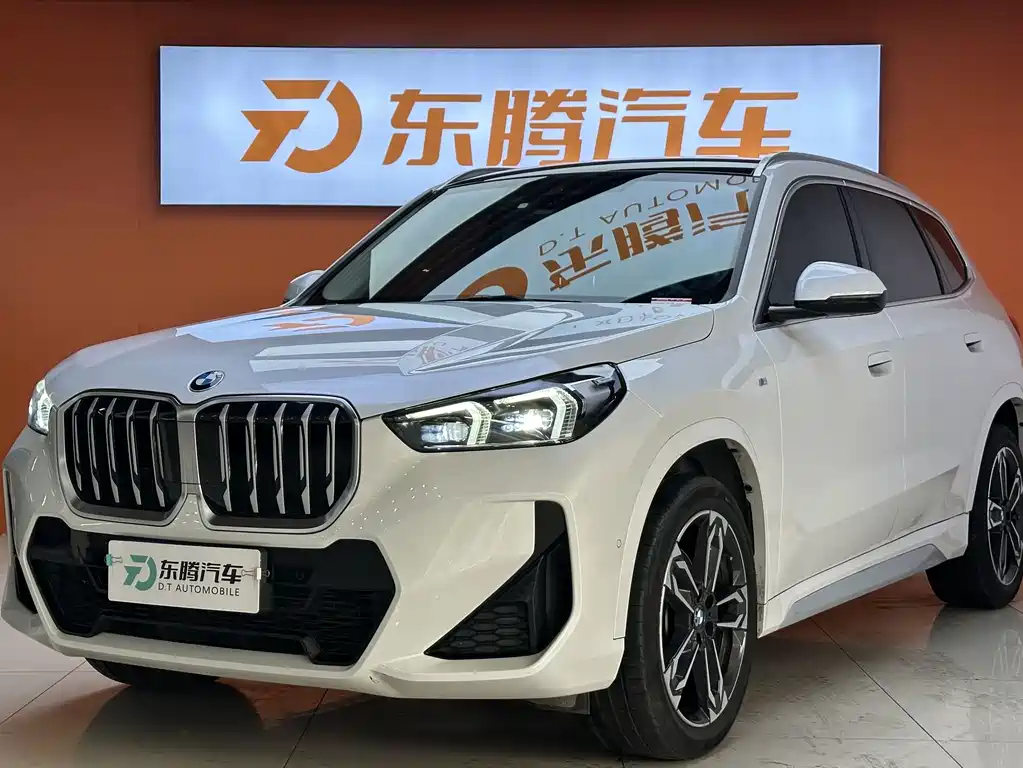 BMW X1 2024 — фото 1