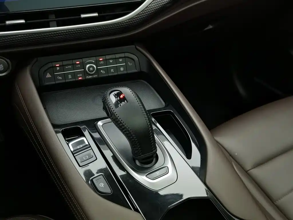 Haval F7 2021 — фото 13