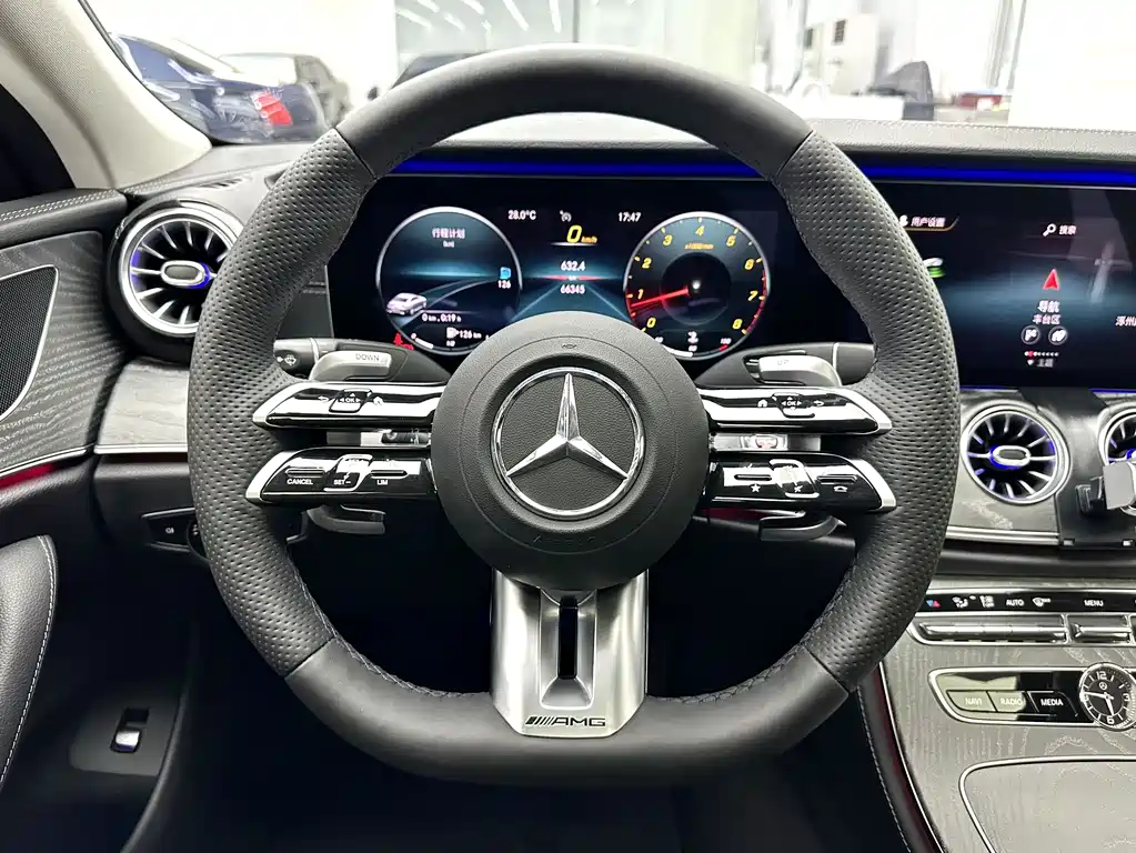 Mercedes-Benz CLS 2020 — фото 10
