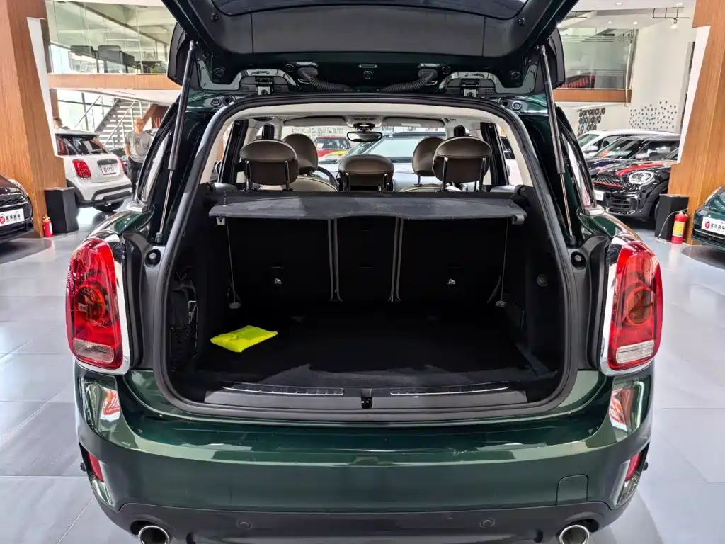 MINI Countryman 2019 — фото 18