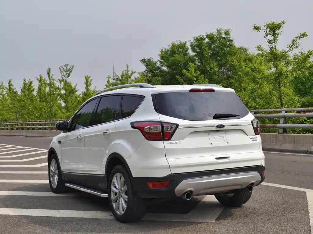 Ford Kuga 2017 — фото 4