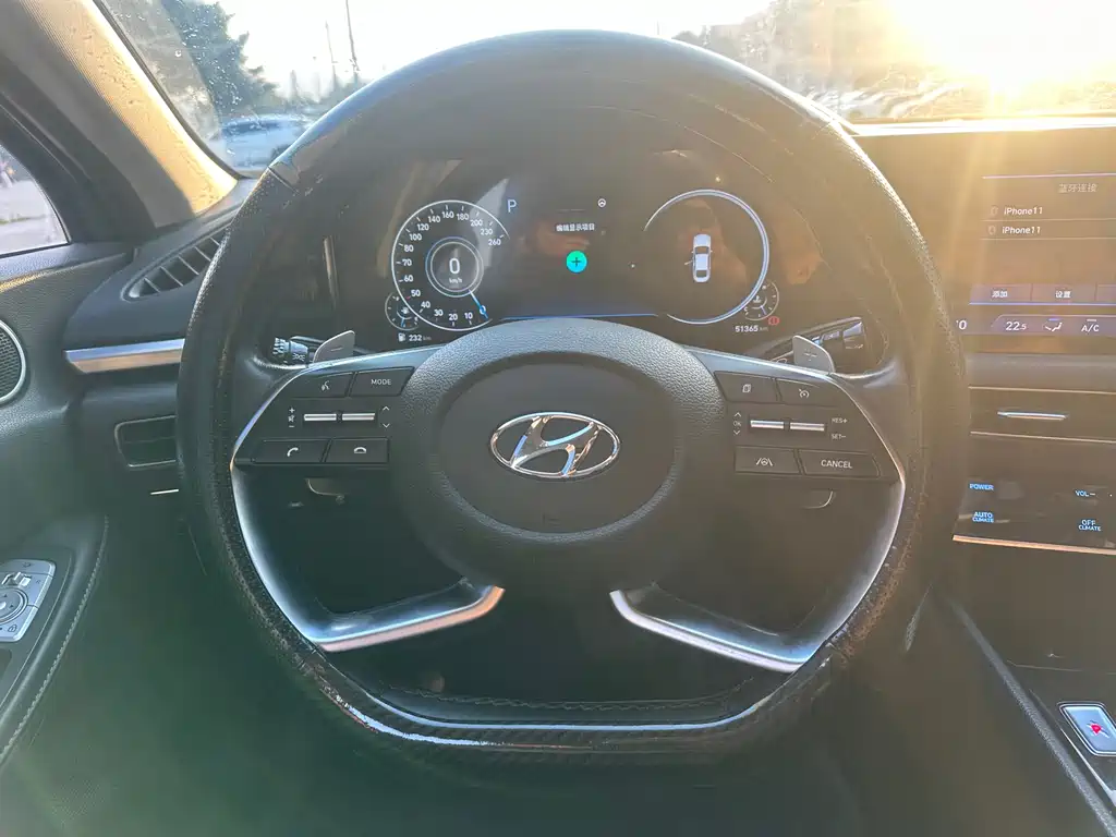 Hyundai Sonata 2022 — фото 8