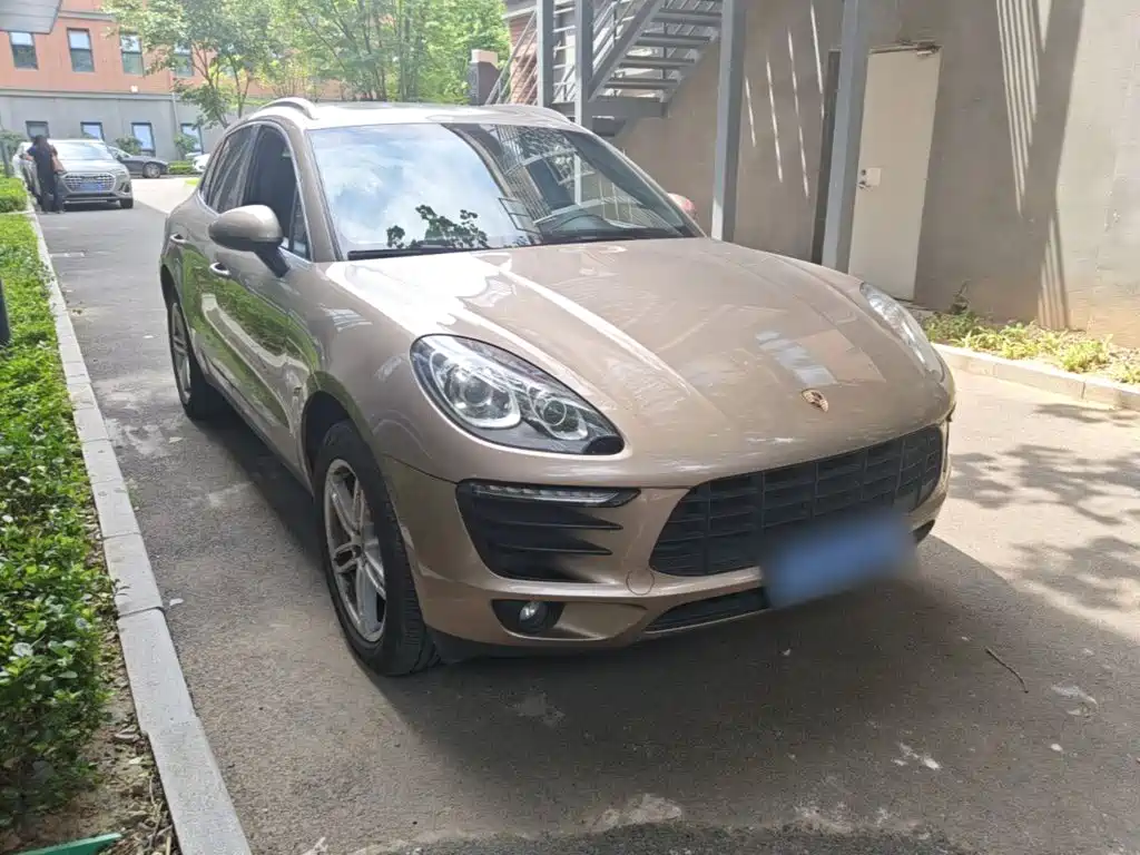 Porsche Macan 2015