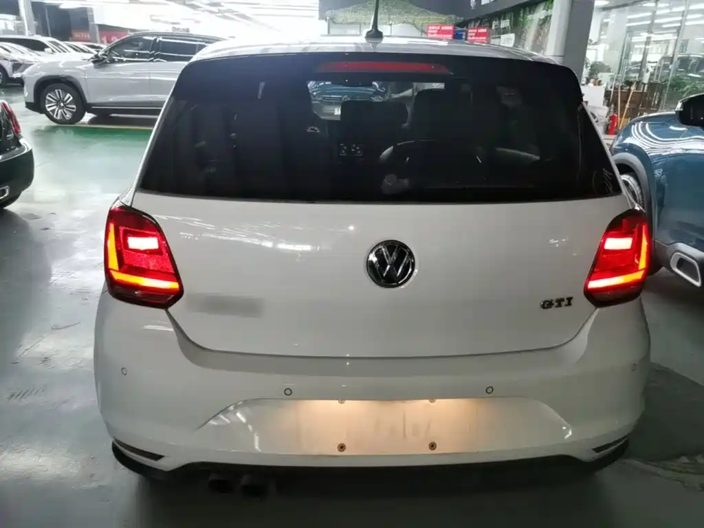 Volkswagen Polo 2016