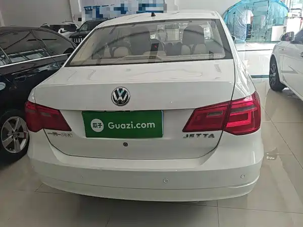 Volkswagen Jetta 2015