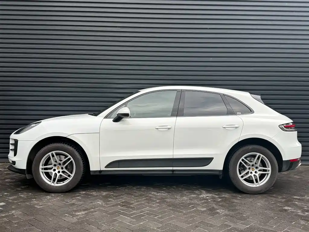 Porsche Macan 2021 — фото 4