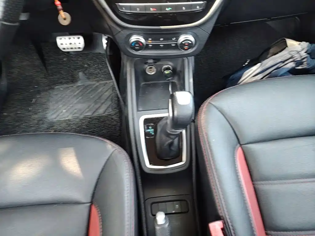 Haval H1 2015 — фото 14