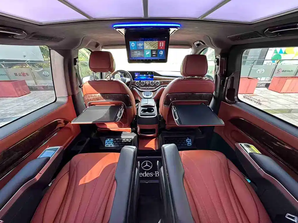 Mercedes-Benz Vito 2023 — фото 21