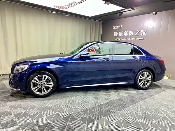 Mercedes-Benz C-Class 2017