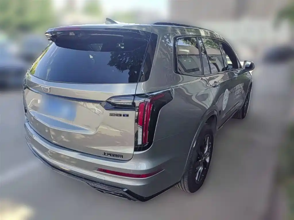 Cadillac XT6 2024 — фото 12