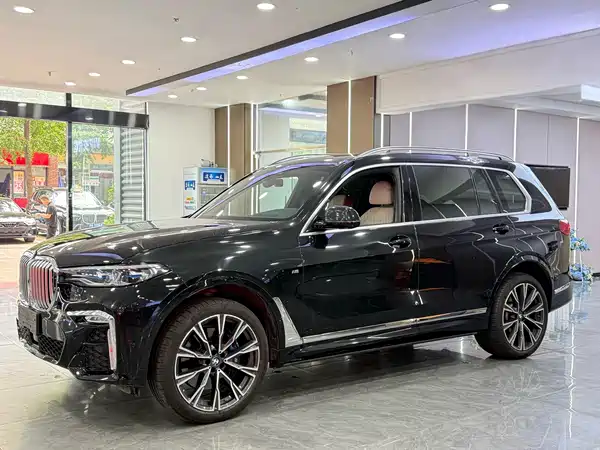 BMW X7 2022