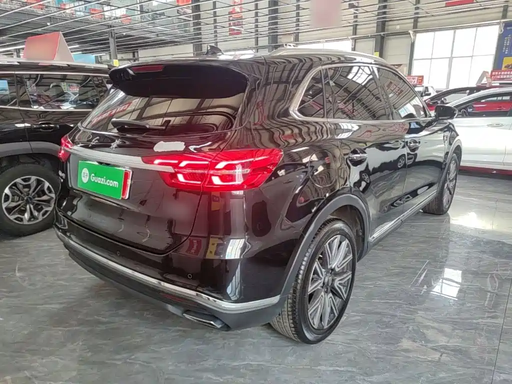 Hongqi HS5 2023
