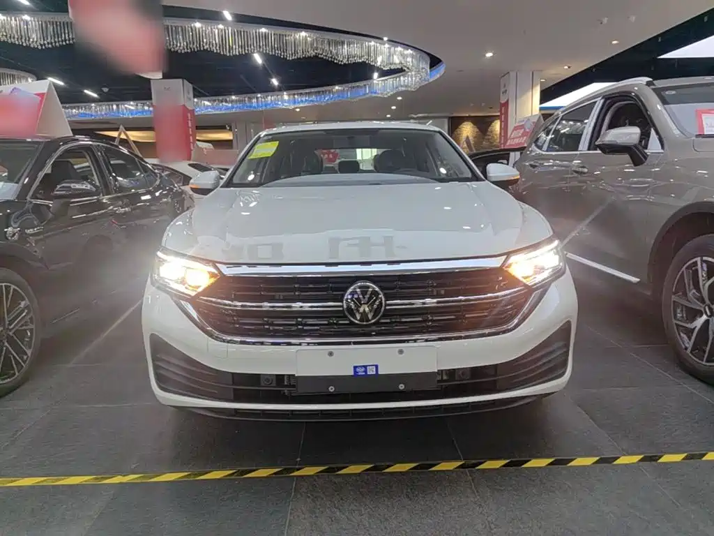 Volkswagen Sagitar 2026