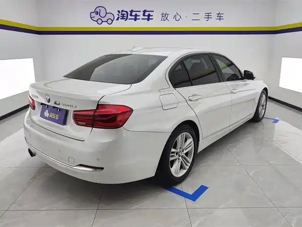 BMW 3 Series 2017